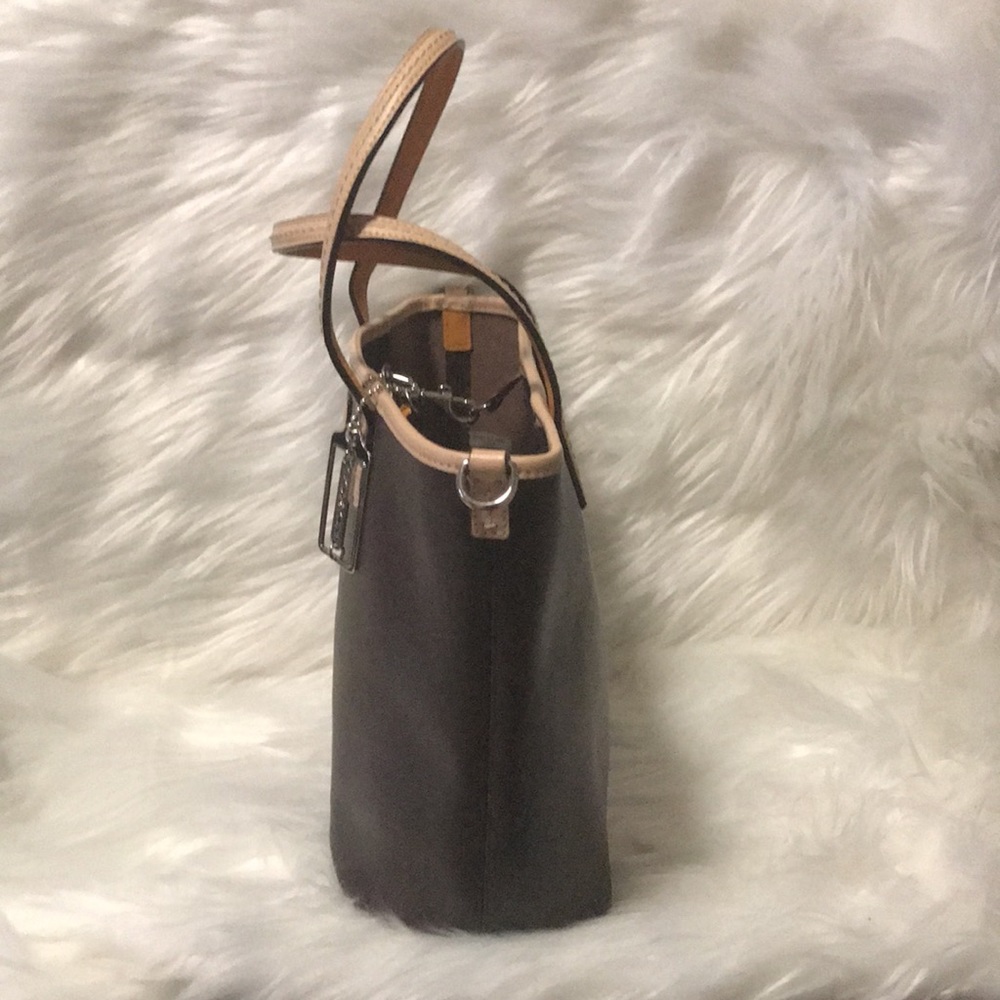 Coach City Metro Park F24341 Saffiano Brown Beige Leather Tote Bag - Picture 4 of 12